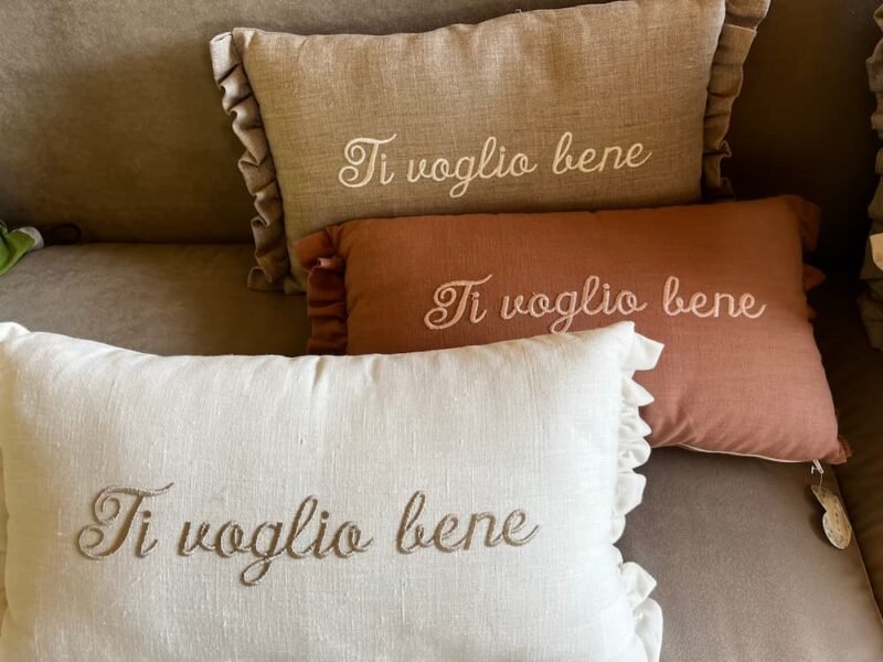 COUSSIN RECTANGLE "Ti Voglio Bene" "je t'aime"