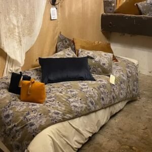 CHAMBRE A COUCHER 1