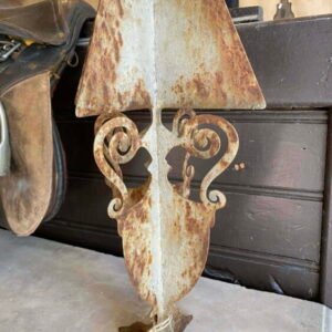 Décoration d'intérieur: forme de lampe métal vieilli H55 cm