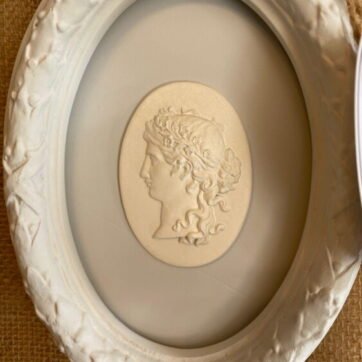 Médaillon Gris Profil Romain h19 droite