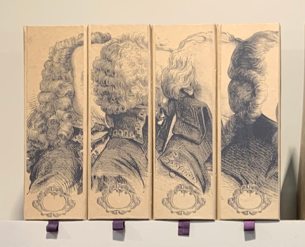 Set de 4 Range-dossiers PERRUQUES 1-4