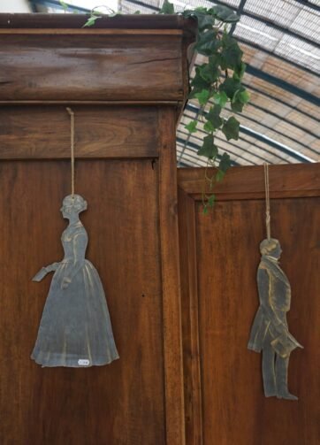 silhouettes scaled 1