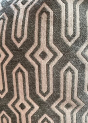 DETAIL COUSSIN GEOMETRIQUE