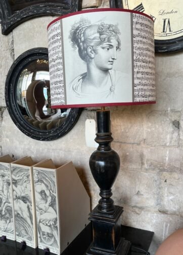 LAMPE LUCRECE