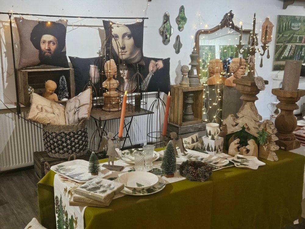 DU STUDIOLO AU CABINET DE CURIOSITE