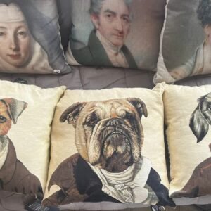 3 COUSSINS