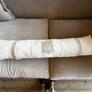 coussin-traversin-monogramme